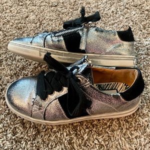 Dolce Vita shoes - size 1